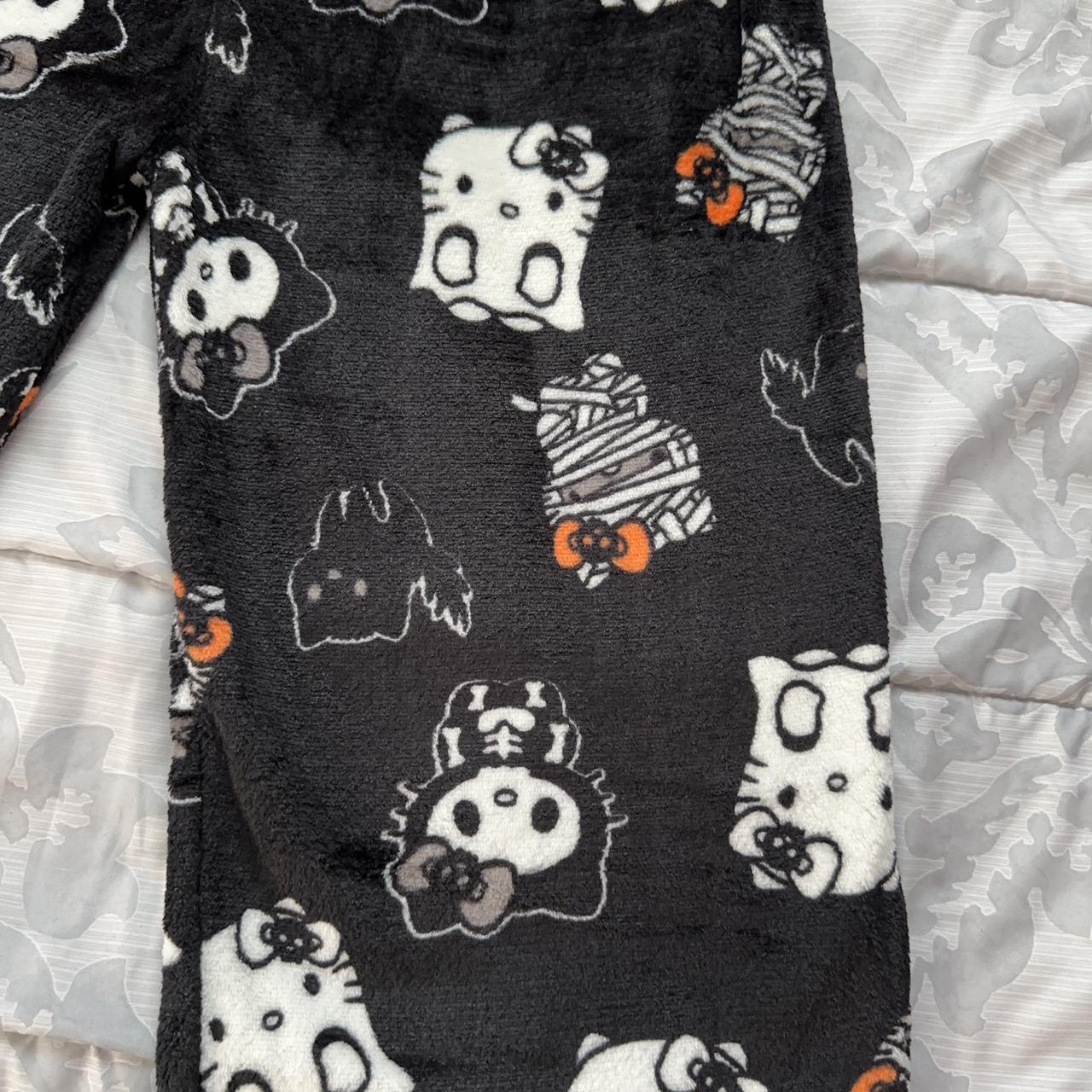 NEW Hello Kitty Halloween Pyjama Pants