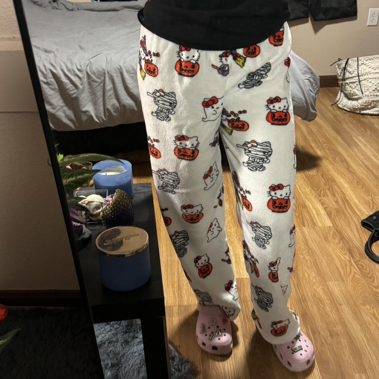 NEW Hello Kitty Halloween Pyjama Pants