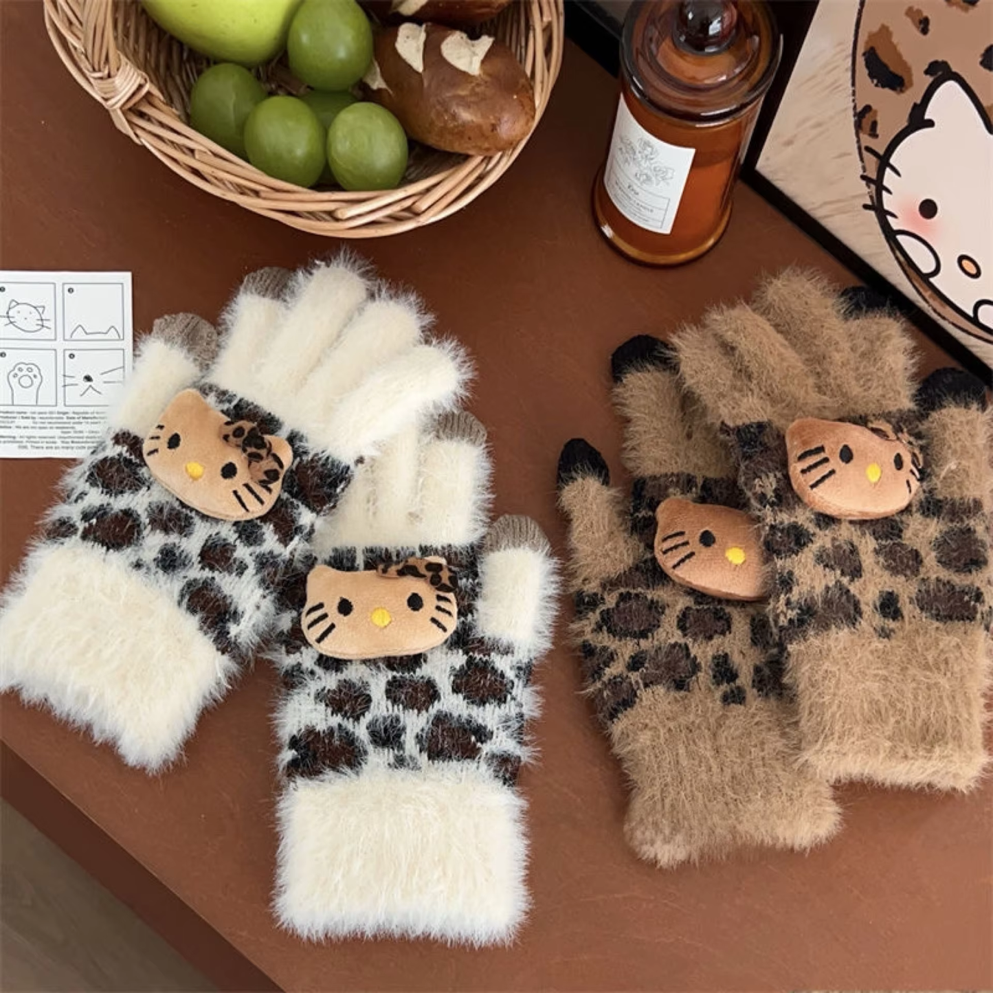 Kitty Leopard Plush Gloves – Cute Windproof Winter Gloves for Girls & Students